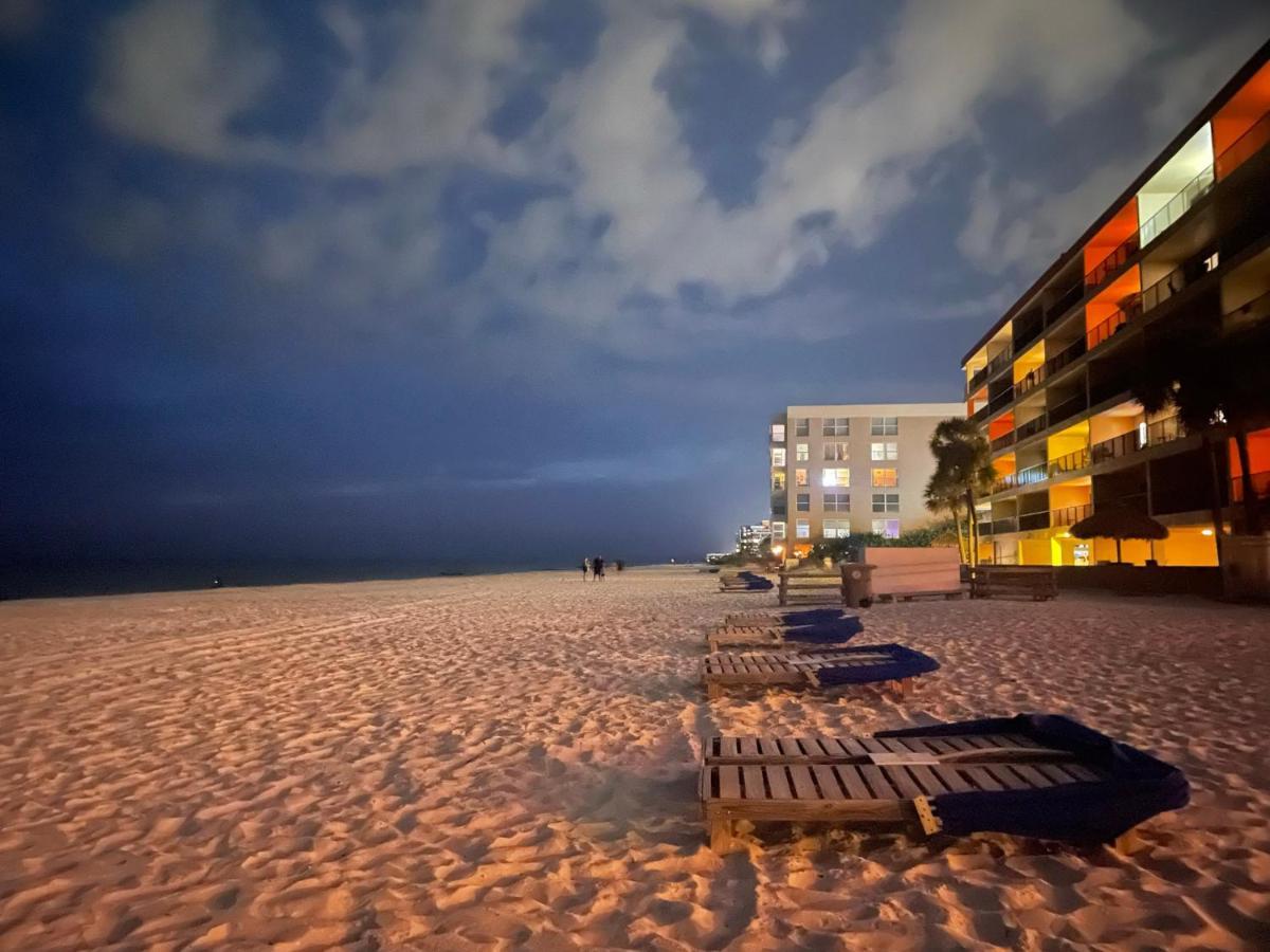 Holiday Isles Resort ماديرا بيتش المظهر الخارجي الصورة